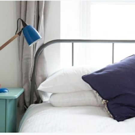 Beautiful And Bright !! Town/Harbour Apartment #2 بينزانس المظهر الخارجي الصورة