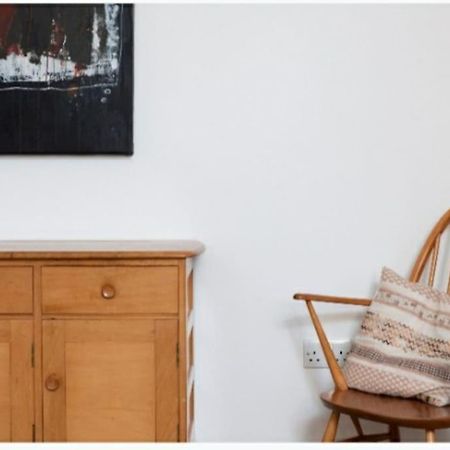 Beautiful And Bright !! Town/Harbour Apartment #2 بينزانس المظهر الخارجي الصورة