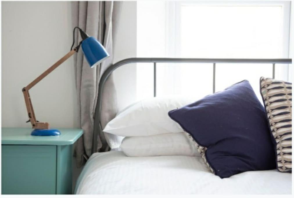Beautiful And Bright !! Town/Harbour Apartment #2 بينزانس المظهر الخارجي الصورة